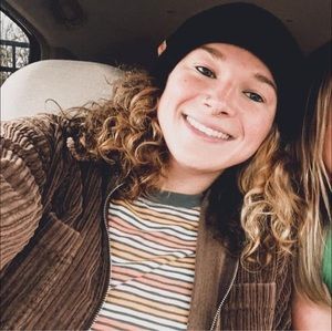 Meet your Posher, Jade